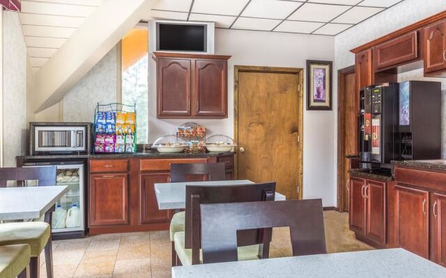 Howard Johnson Inn Athens