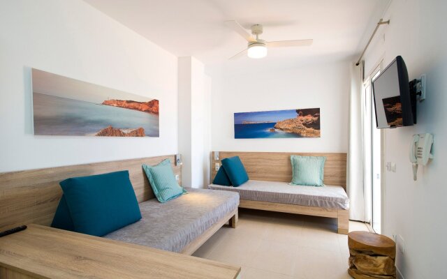 Playa Bella Beach Apartments