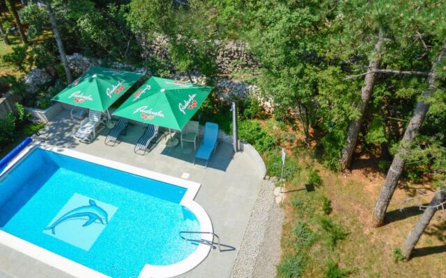 Apartment Fuma St.Georges-de-Montclard 16356