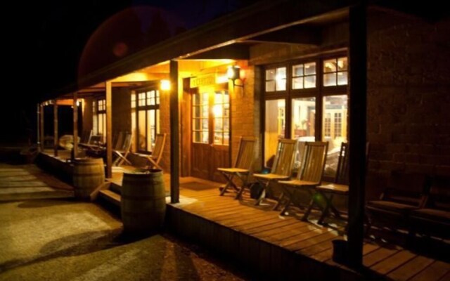 Danseys Pass Coach Inn