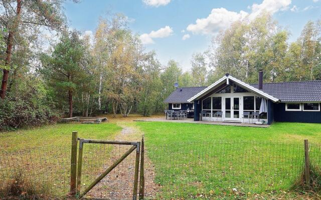 9 Person Holiday Home in Vaeggerlose-by Traum
