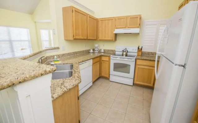 Runaway Beach Condo in Kissimmee