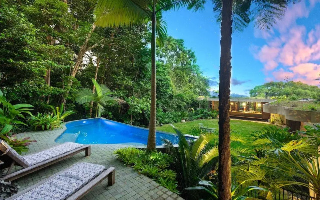 The Planchonella House - Eco Stay de Luxe