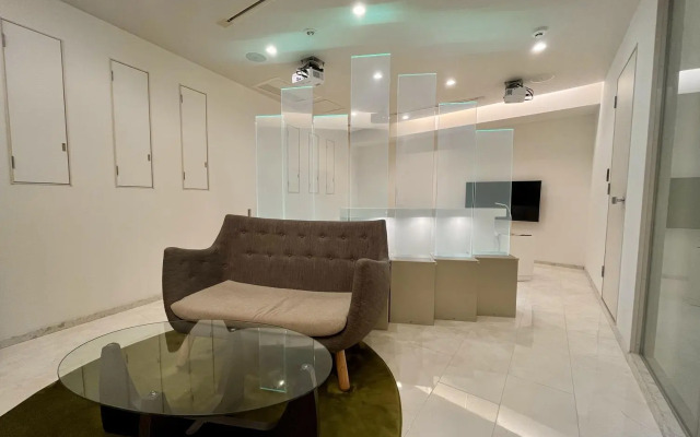 Breath Hotel