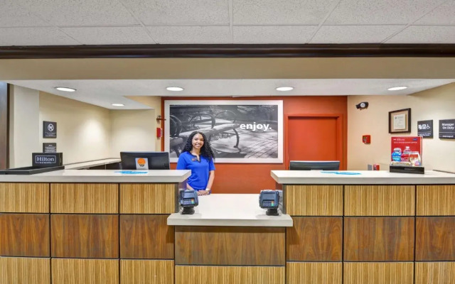 Hampton Inn Albany-Wolf Road (Airport)