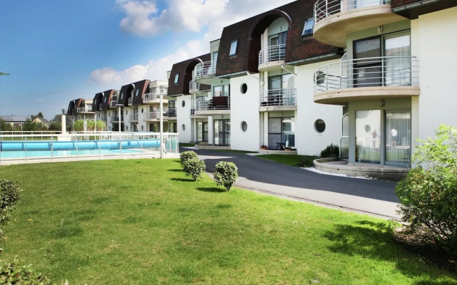 Sunny Bredene Stay by Sea