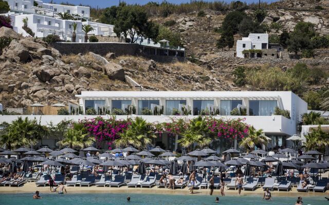 Mykonos Dove Beachfront Hotel