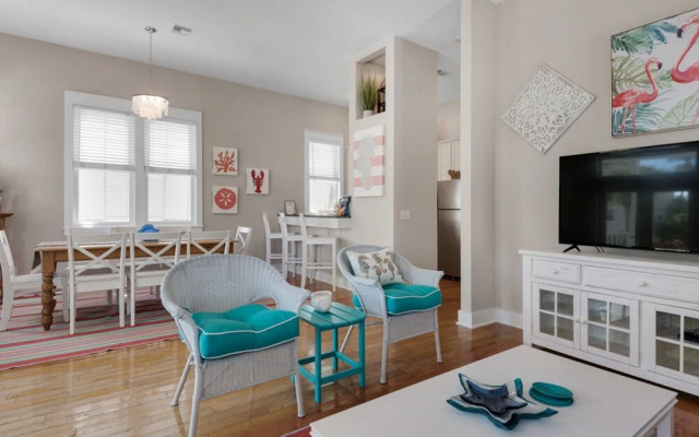 Shore Fun at Destin Pointe