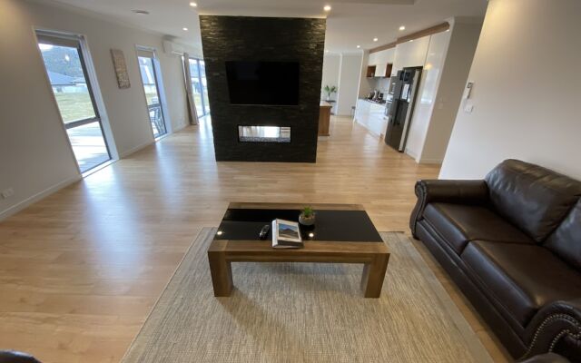 Super House 3 Bedroom