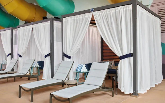 Great Wolf Lodge Webster