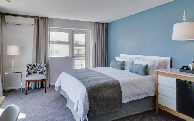 Protea Hotel by Marriott Cape Town Sea Point