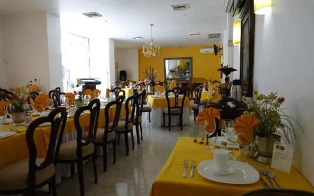 Hotel América Colima