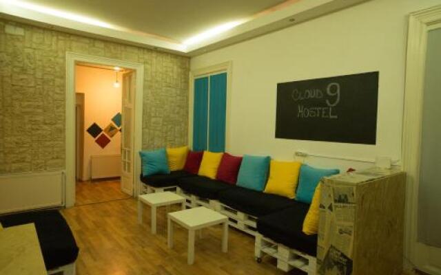 Cloud 9 Hostel