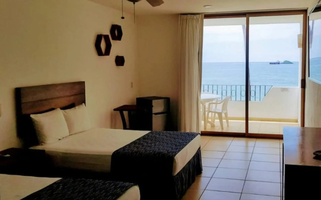 Costa Alegre Hotel & Suites