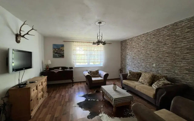 Dedinky Lakeview Cottage