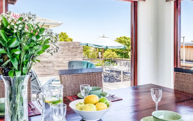 Alluring Seaside Retreat w Pool Stella di Mare