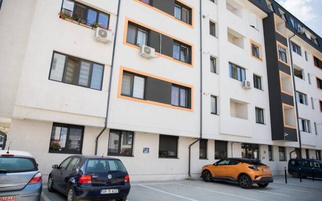 Inviting 1-bed House in Roșu