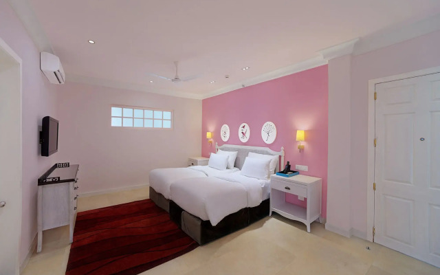 Mayfair Palm Beach Resort
