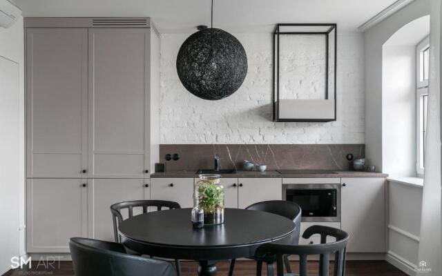 Blue Mandarin Old Town