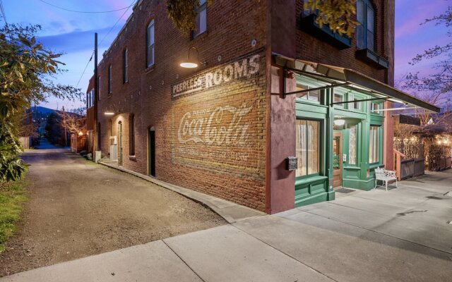 The Peerless Hotel by WanderLodges