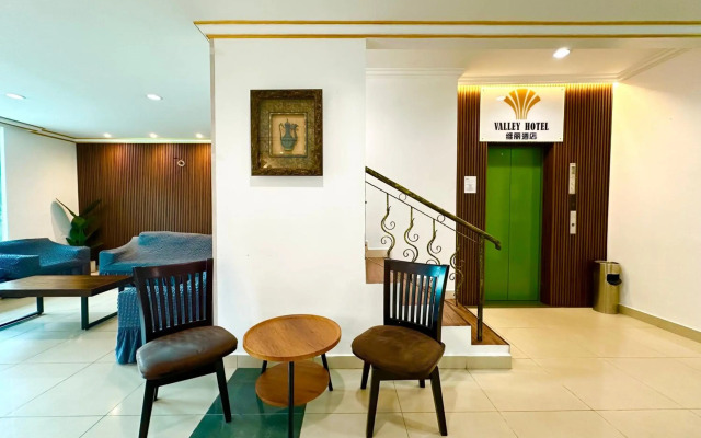 Valley Hotel