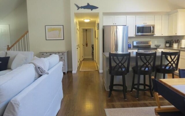 80 Barn Hill Road - Three Bedroom House