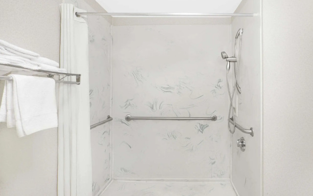 Super 8 by Wyndham Bulls Gap Greeneville Area