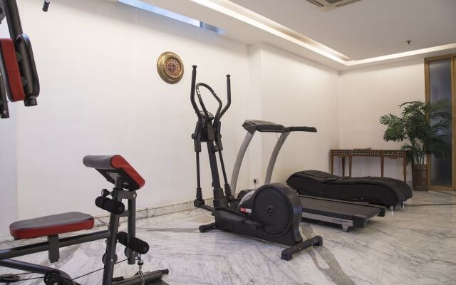 FabHotel Raj Darbar Iffco