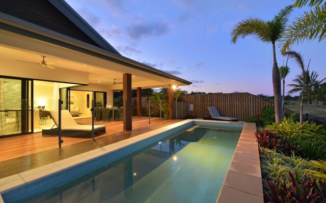 17 Cascade Luxury House on Fairway