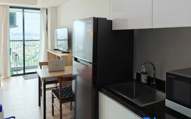 Newly Studio Apt w/ Pool, Gym Netflix
