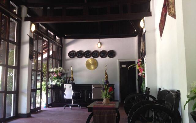 Vang Ngern River Resort