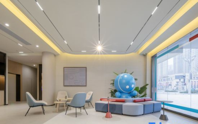 Homeinn · neo (Huanggang Wuxue Passenger Transport Center)