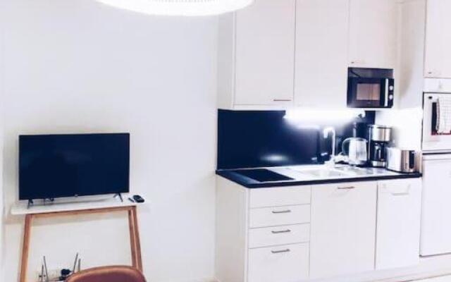 New Studio Ruby near Helsinki Airport in Kivistö