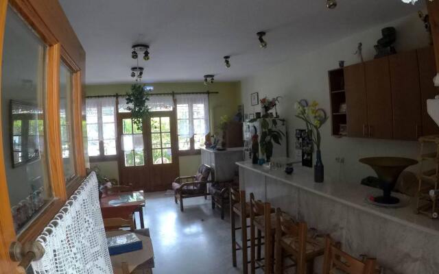 Zafiria Apartments