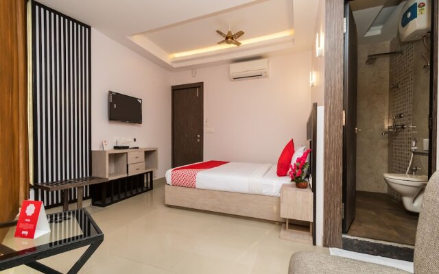 OYO 10614 Hotel Glassotel
