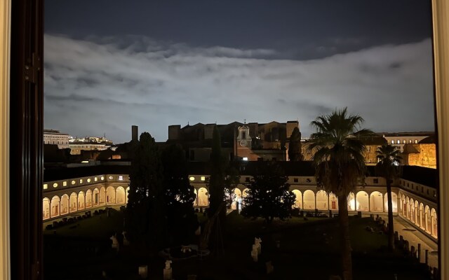 Camere con vista sul Chiostro Di Michelangelo