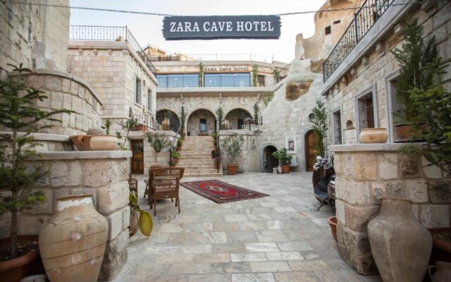 Zara Cave Hotel +10