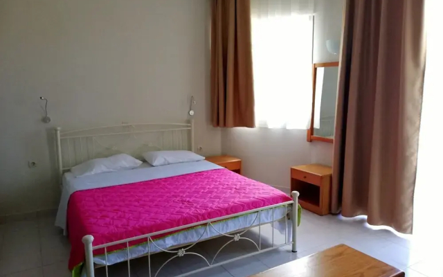 Ivory Hotel