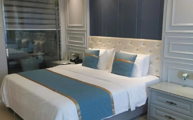 Grand Wilton Hotel