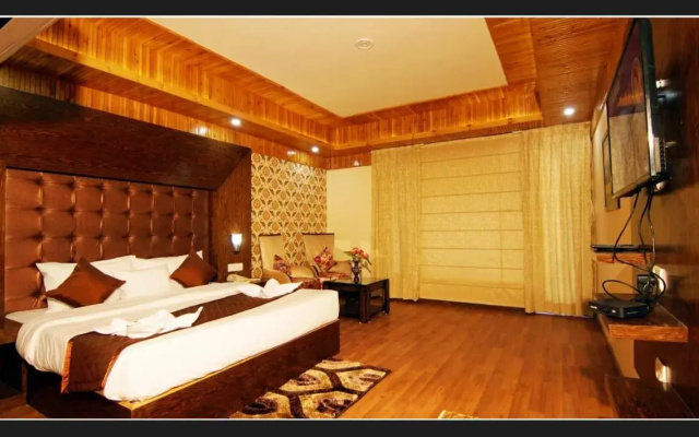 Grand Krisa Resort & Spa