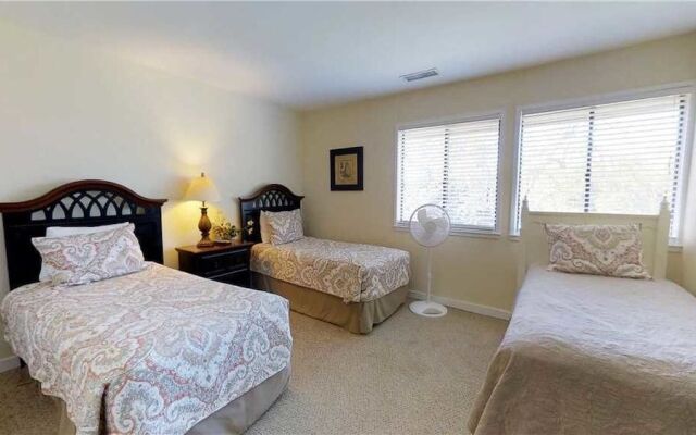 Inverness Village 919 by RedAwning