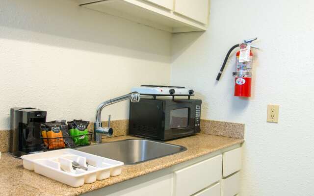 Studio 6 San Antonio, TX - Lackland AFB