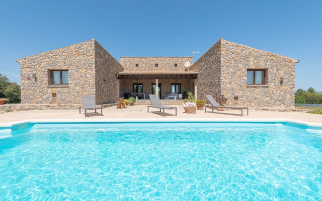 Bellpuig in Art With 4 Bedrooms and 2 Bathrooms