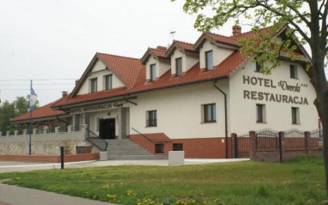 Hotel i Restauracja Dworski