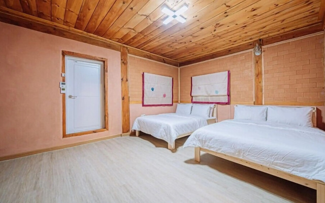 Romain Pension