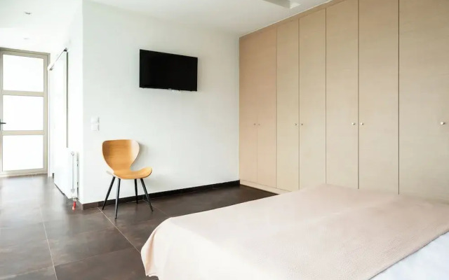 Elysee apartment 9A