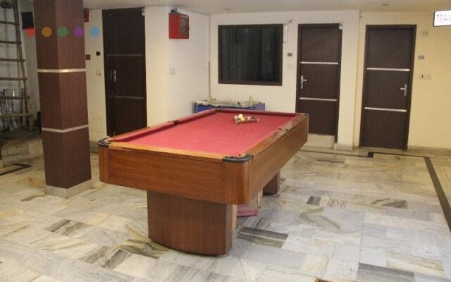 Vivek Hotel