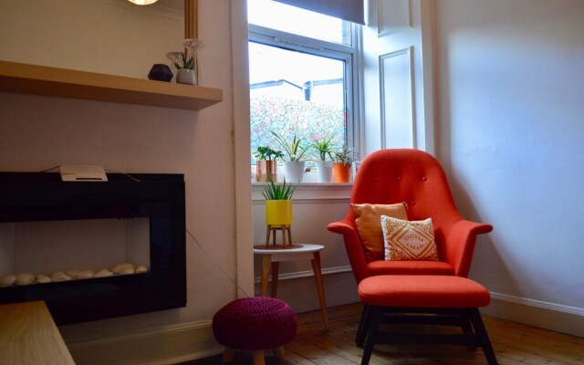 1 Bedroom Flat In West Edinburgh