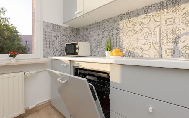 Kopcińskiego Apartment Warsaw by Renters