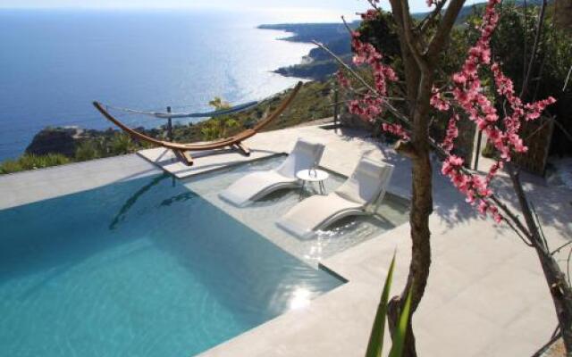 Anemos 4 Seasons Luxury Villas